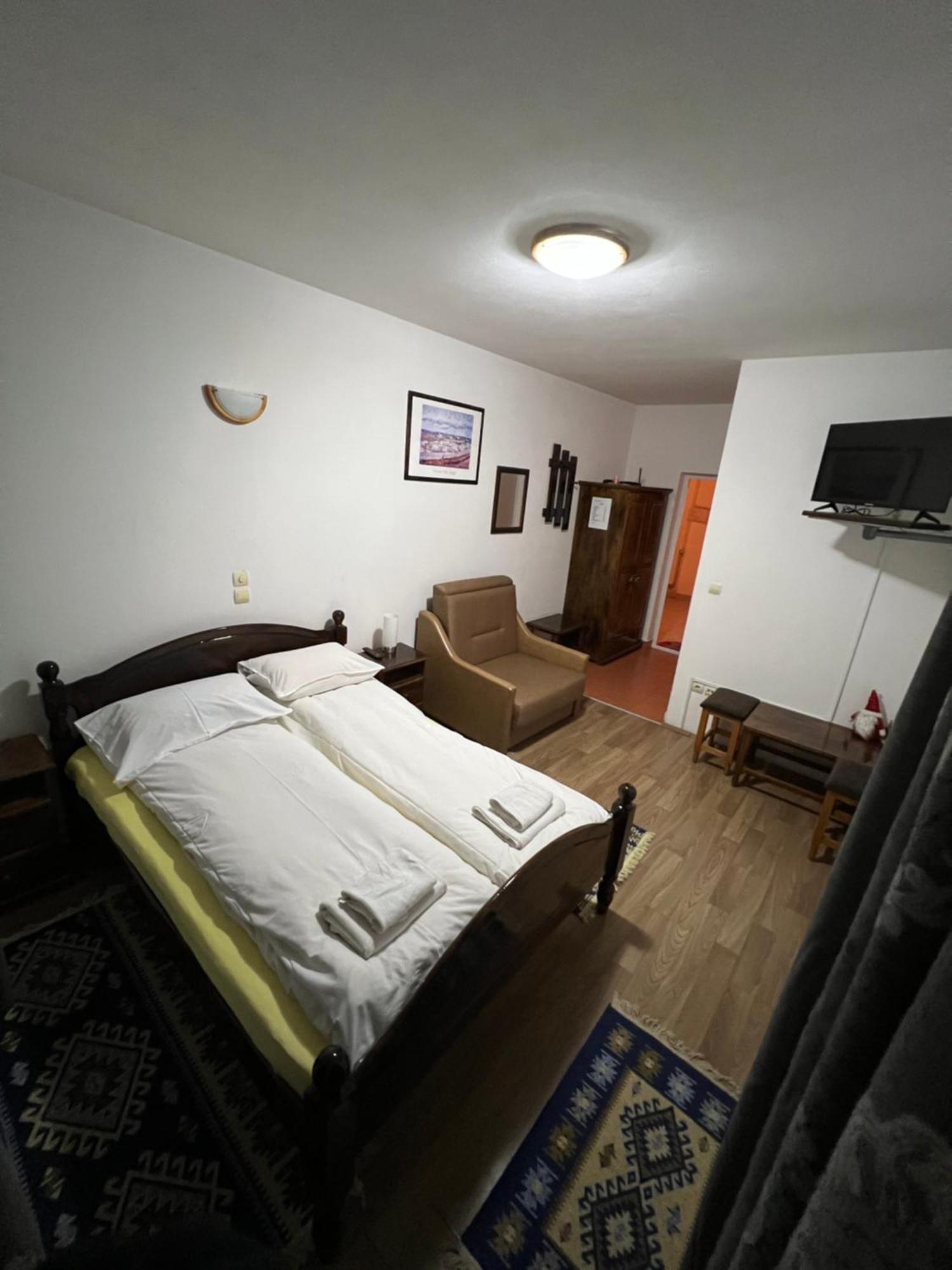 Pensiunea Sandra Ocna Şugatag Exteriér fotografie